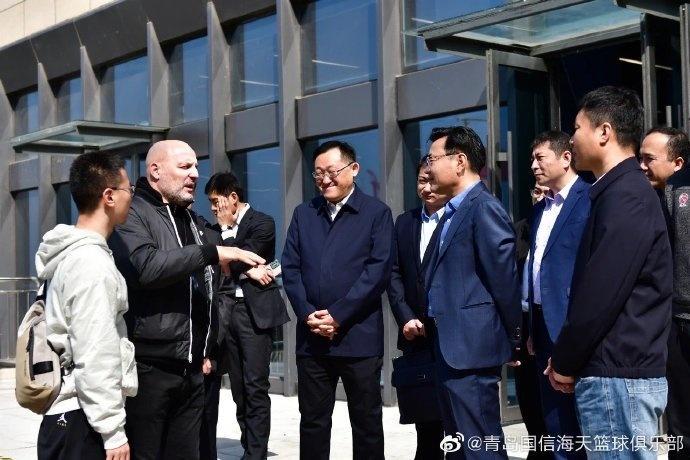 如何通过在线平台找到可靠的篮球辅导资源_0
